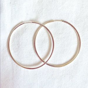 Stella & Dot silver hoops